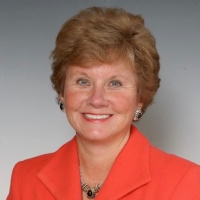 Linda DeWolf